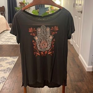 Lucky 🍀 Women’s Hi-low Short Sleeve Too sz M